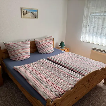 Apartman Ferienhaeuser Im Ostseebad Zinnowitz